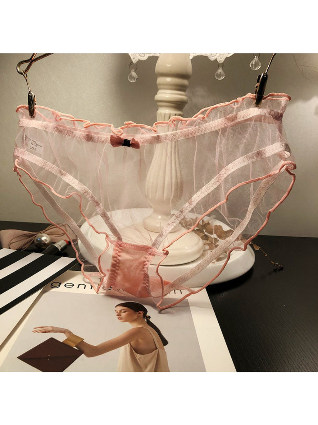 Delicate Transparent Lace Underwear - Seductive Design Blending Femininity & Allure