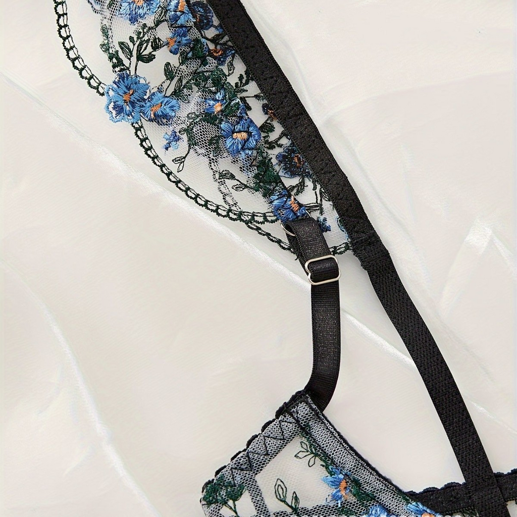 Animal Print Lingerie Set - Sheer Mesh Bra & G-String with Adjustable Crisscross Straps Sexy Cheetah Bralette Breathable & Stretchy for Clubwear, No Slip Design