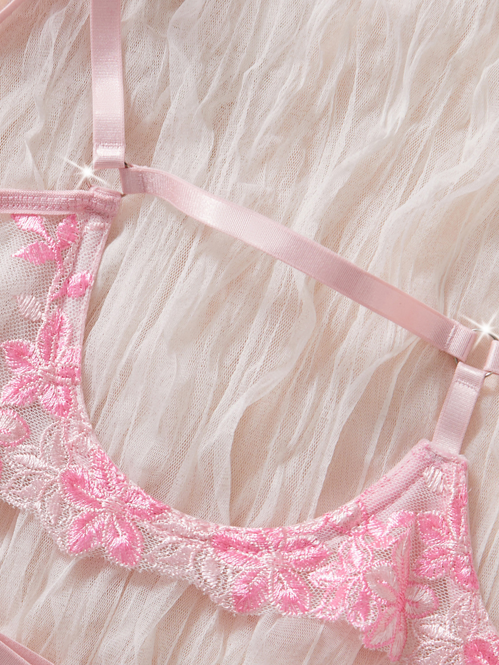 European and American sexy lingerie design embroidery hollow pure desire sexy temptation bra no need to take off open crotch panties sexy set