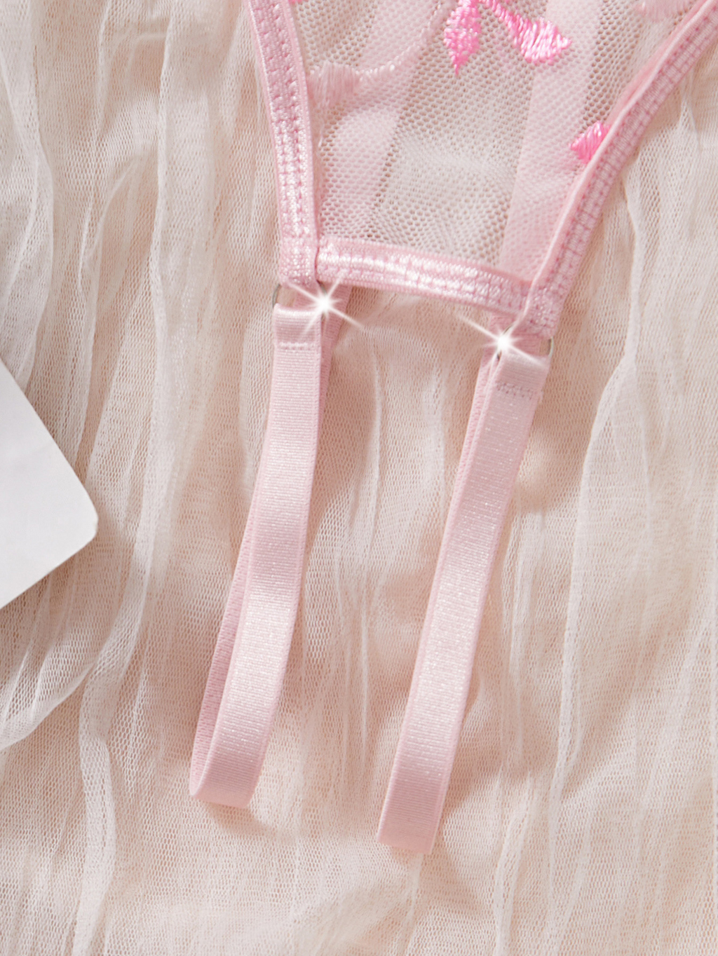 European and American sexy lingerie design embroidery hollow pure desire sexy temptation bra no need to take off open crotch panties sexy set