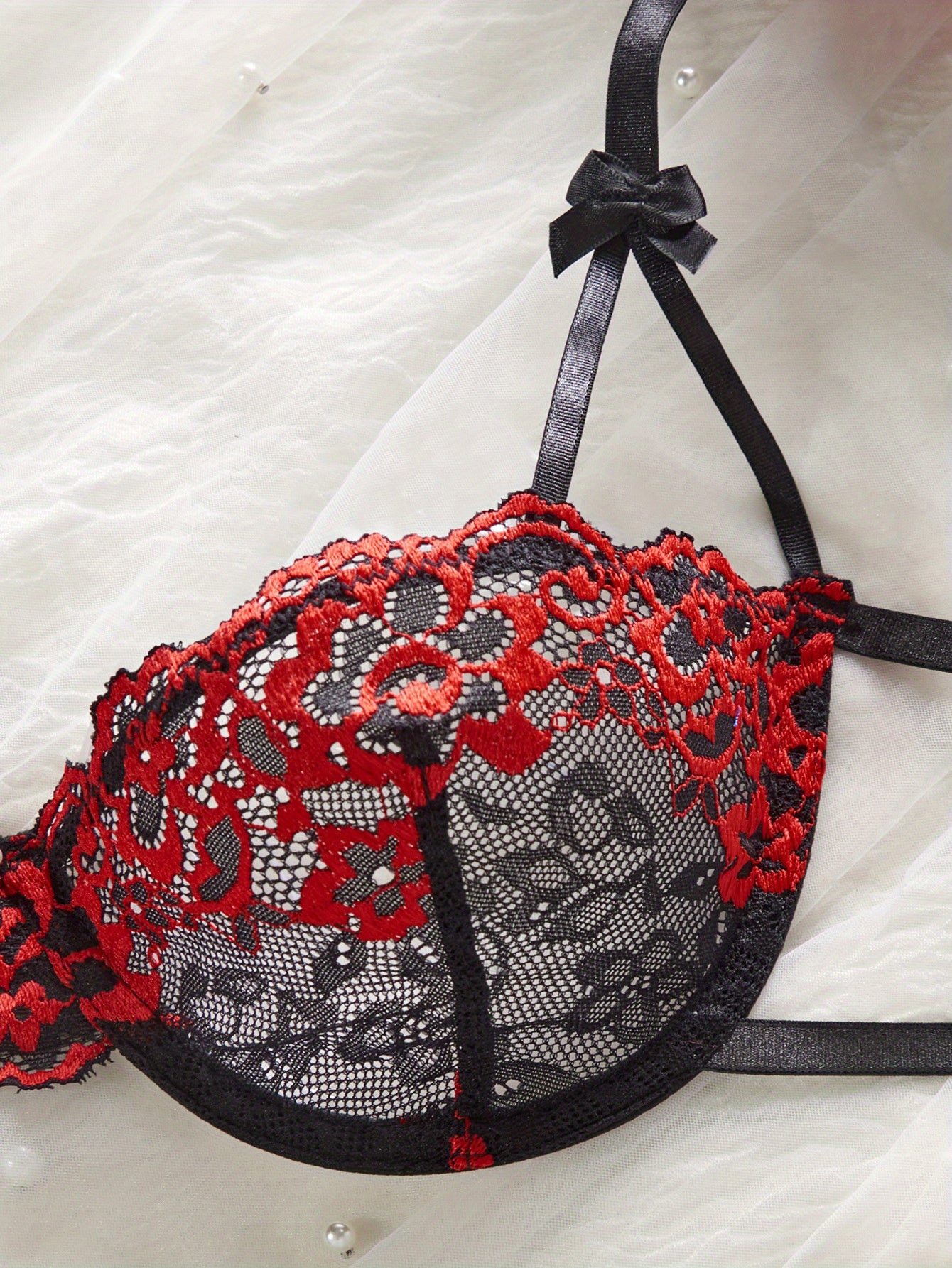 Valentine's Day Lingerie Set - Floral Lace Bra & G-String with Crisscross Straps 3D Embroidery, Adjustable & Supportive Romantic Gift for Her