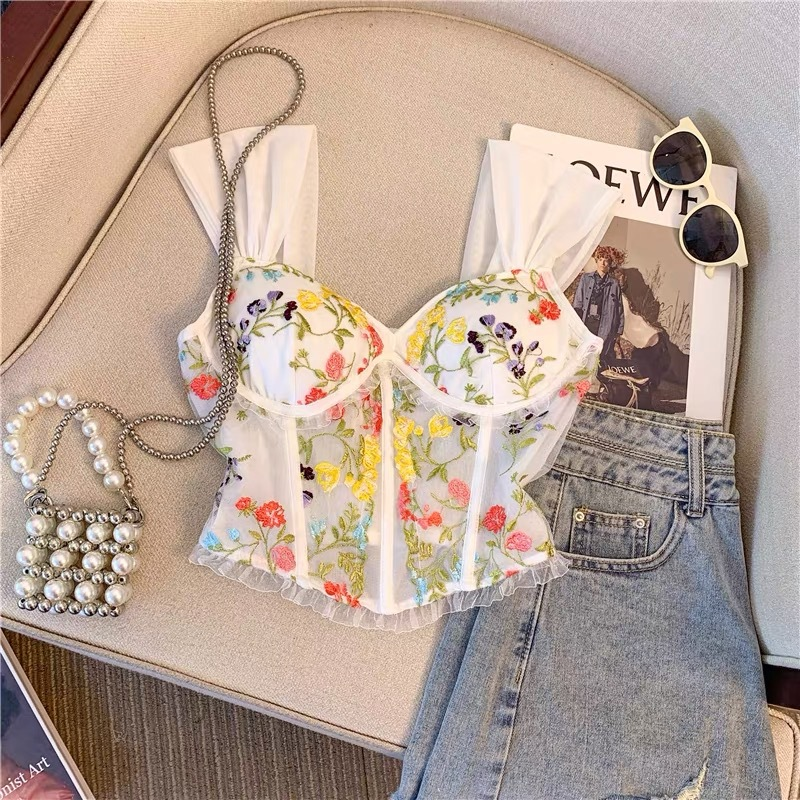 Lace embroidery fishbone design camisole with built in chest pad, breathable elastic mesh fabric, suitable for hot girls in spring and summer, worn inside or outside, comfortable and breathable